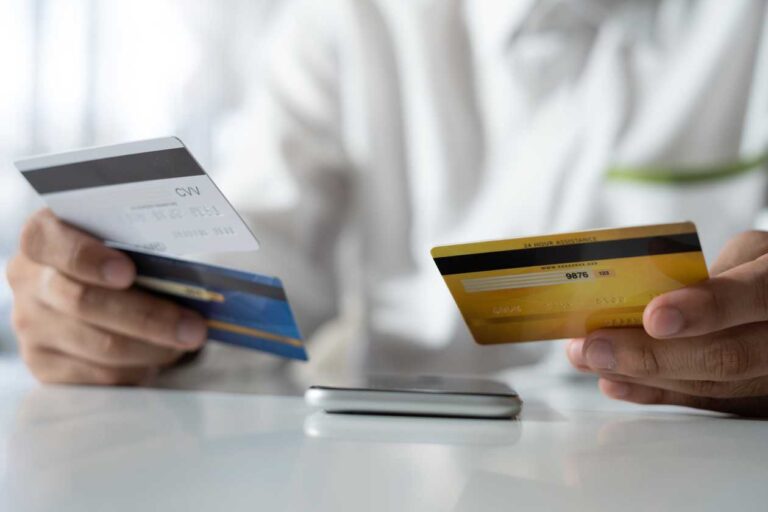Chase Trifecta vs Amex: Which Can Earn the Most?