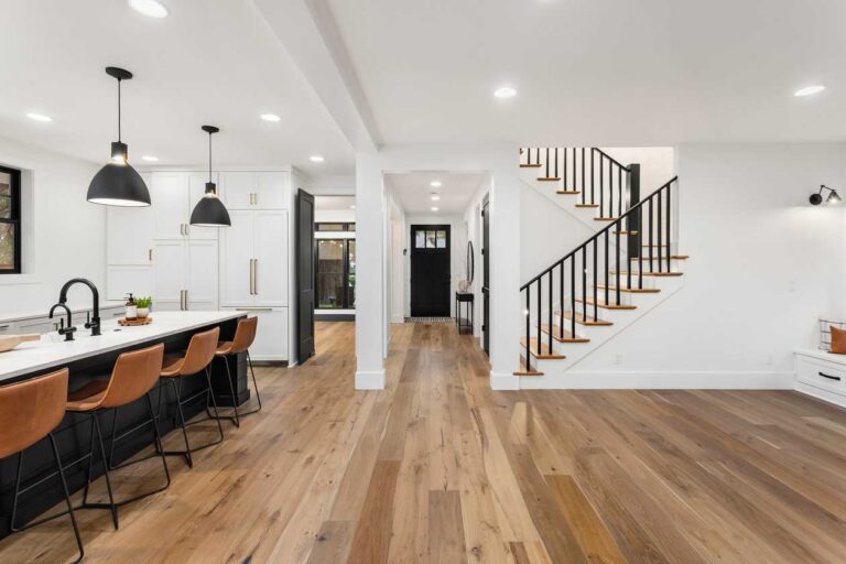 How much does it cost to renovate a house? Save, Pay, Profit