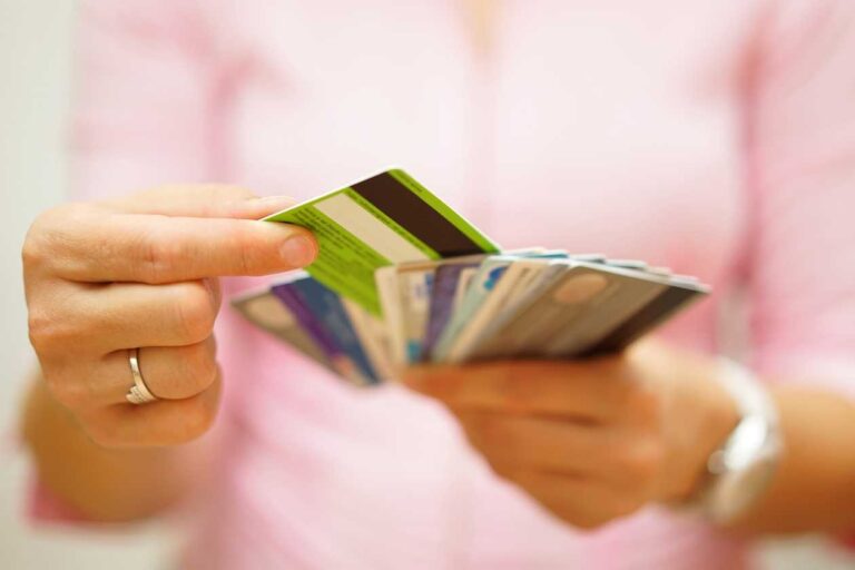 How Many Credit Cards Should I Have?