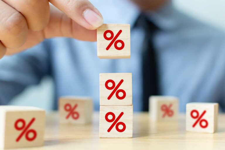 How to Avoid (and Reduce) Credit Card Interest: Best Strategies