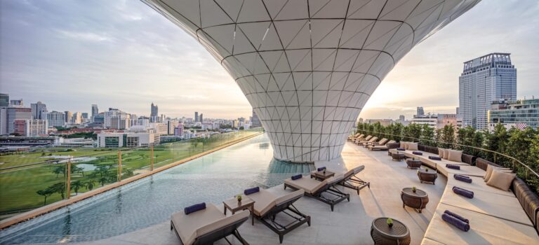 Experience unparalleled convenience for discerning travellers at Waldorf Astoria Bangkok