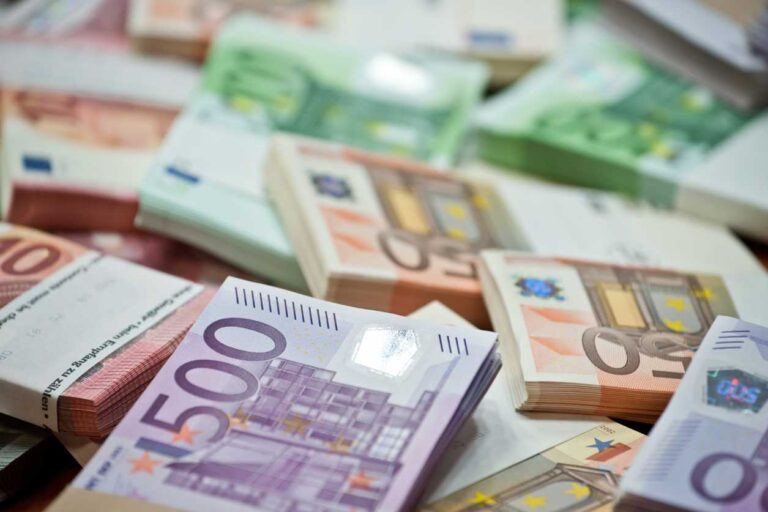 How To Invest $20K | TIME Stamped