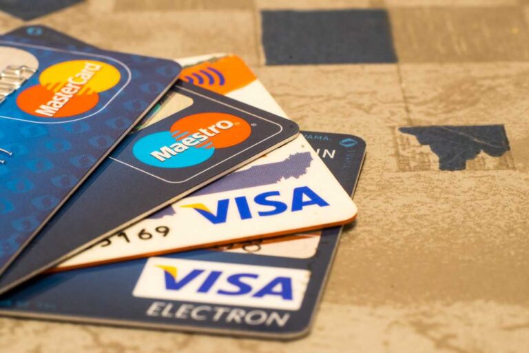 Visa Signature vs Infinite Credit Cards (2023)