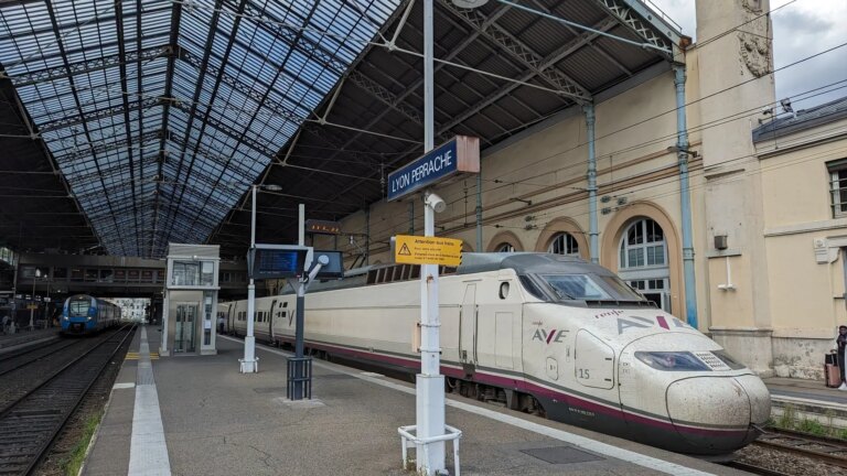 Renfe takes the first step to create a subsidiary in France to “open the market” and with its sights set on the long-awaited AVE to Paris