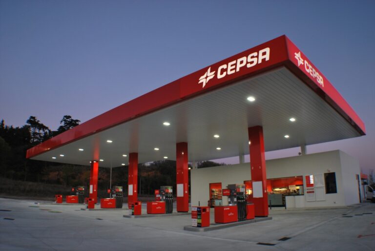 Competition gives the green light to Cepsa’s purchase of Ballenoil’s ‘low-cost’ gas station network