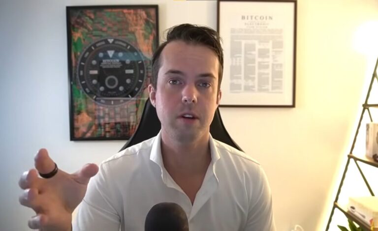 “It’s time to invest in altcoins,” says analyst