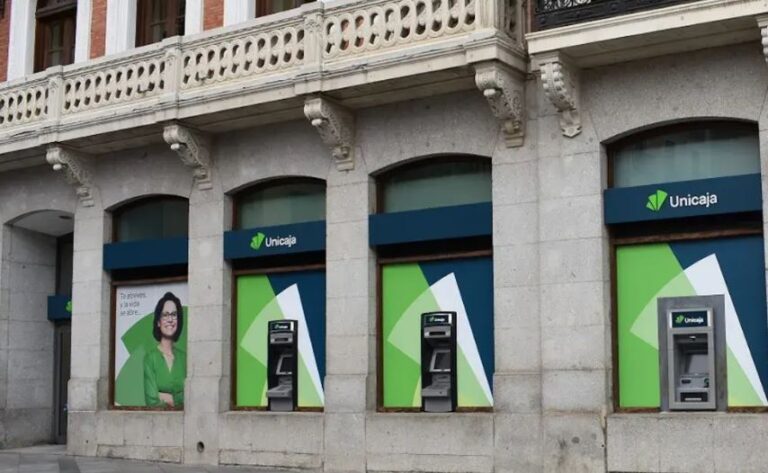 Unicaja improves its Zero Commission Plan and extends bonus programs to more than 70% of its clients
