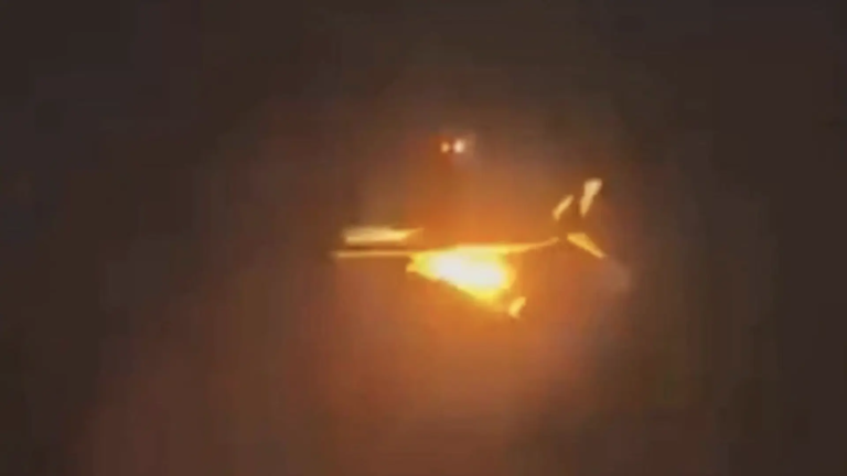 Virgin Australia plane makes emergency landing in New Zealand with engine on fire