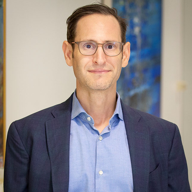 “Chinese banks write love letters to bitcoin and Ethereum”: VanEck executive