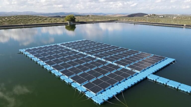The differences between Water and Energy within the Ecological Transition delay the norm to install solar panels in 63 swamps