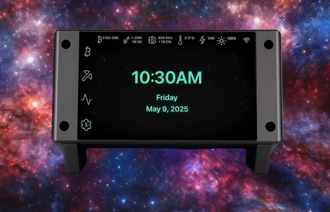 The expected Mini Asic Bitaxe Touch of Bitcoin today goes out to the market