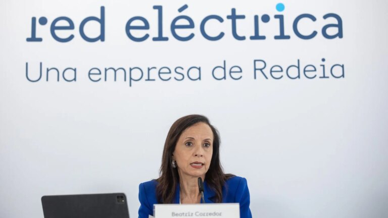Redeia slows its profits by 4% after skyrocketing investment and still does not make provisions for the blackout