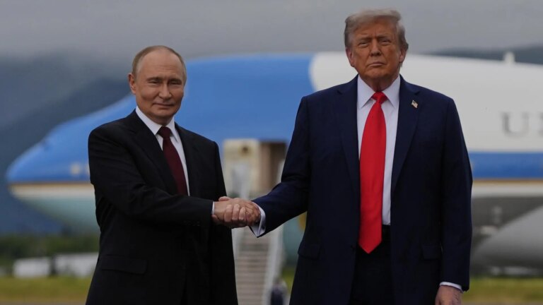 Oil prices rise after Trump announces sanctions against Russian giants Rosneft and Lukoil