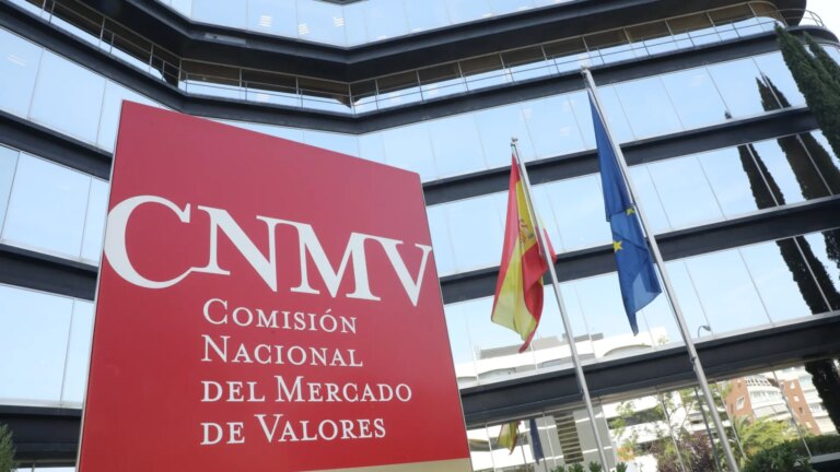 The CNMV will announce the result of BBVA’s OPA to Sabadell on October 17
