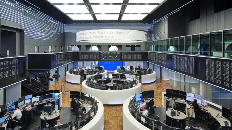 The European stock market gains attractiveness compared to the “limited” valuations in the United States