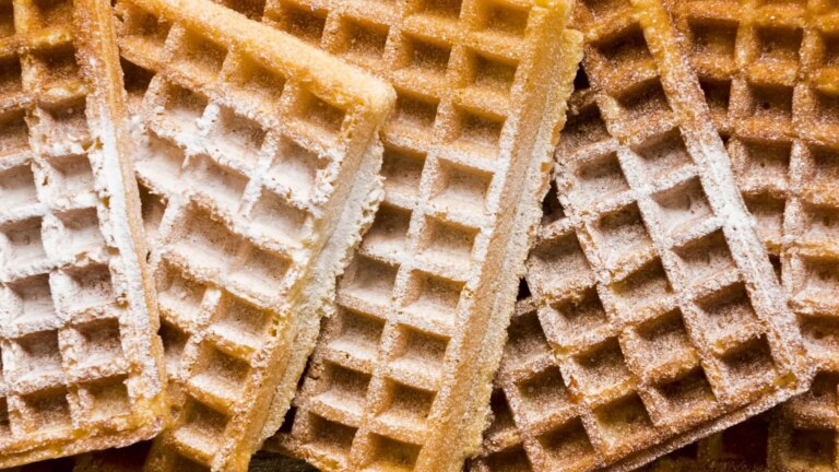 Plastic fragments detected in waffles sold throughout Spain