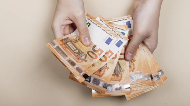 the risk of accepting money as a gift for changing banks