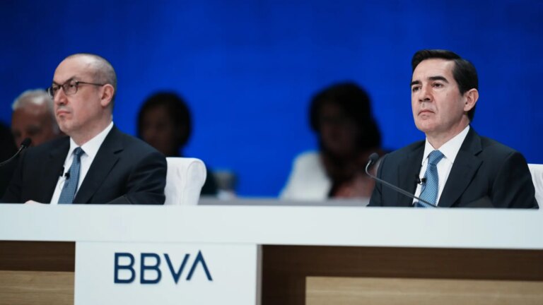 BBVA announces a “significant share buyback” after the failure of the takeover bid for Banco Sabadell