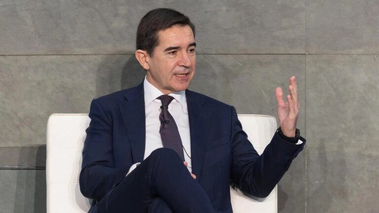 BBVA reaches 100,000 million euros in stock market value