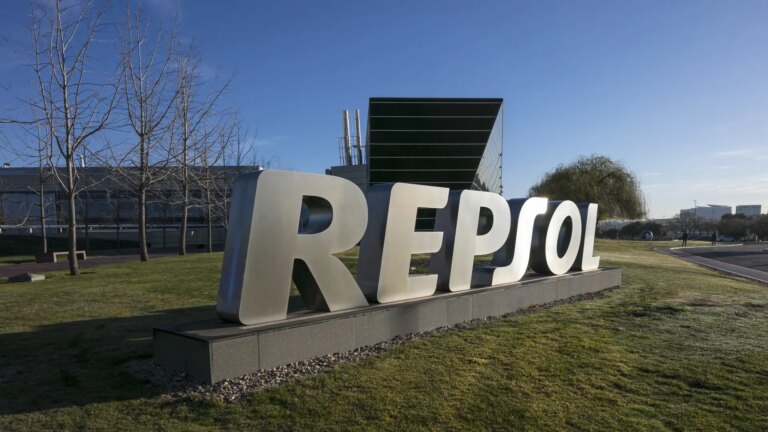 Repsol will supply renewable fuels to the Norwegian Cruise Line shipping company in Barcelona