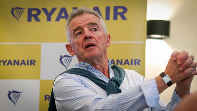 Ryanair will carry out a new cut of 1.2 million seats for next summer and will leave Asturias