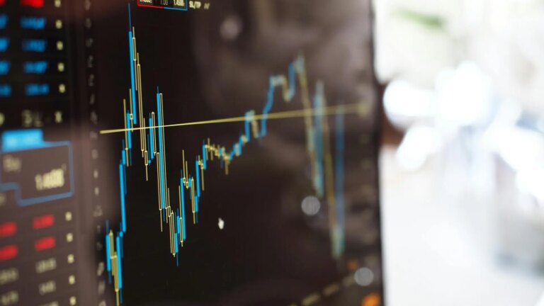 Strategies to protect investments in the bubble era