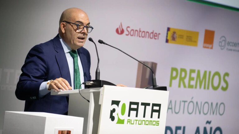 Amor (ATA) asks the Government to “stop pissing off” the self-employed and demands to postpone the mandatory electronic invoice to 2027