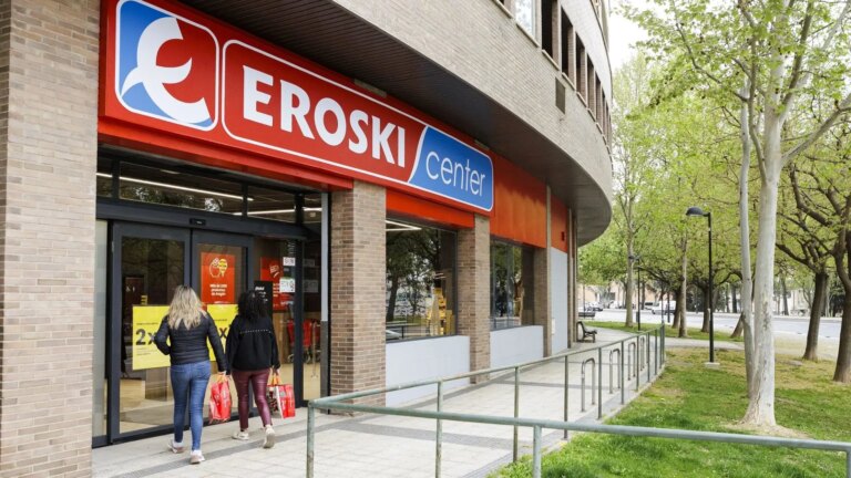 Eroski announces the opening of between 10 and 15 its own stores in the north and up to 60 franchises throughout Spain in 3 years