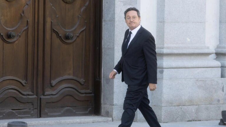 Impressions of a historical ruling (State Attorney General Case)