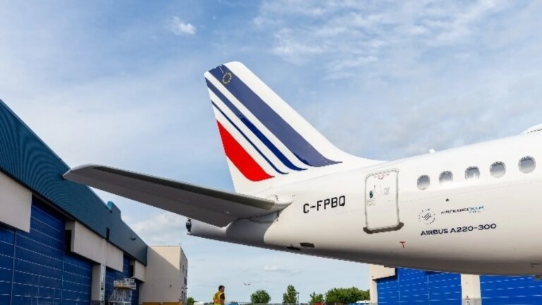 Twenty airlines will have to modify their environmental advertising to avoid deception
