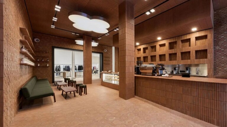Have a coffee at my clothing store. Let’s eat today at the supermarket