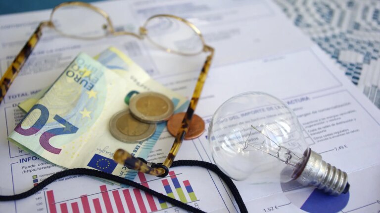 Endesa customers save 10% more on their electricity bill if they use its advisory service