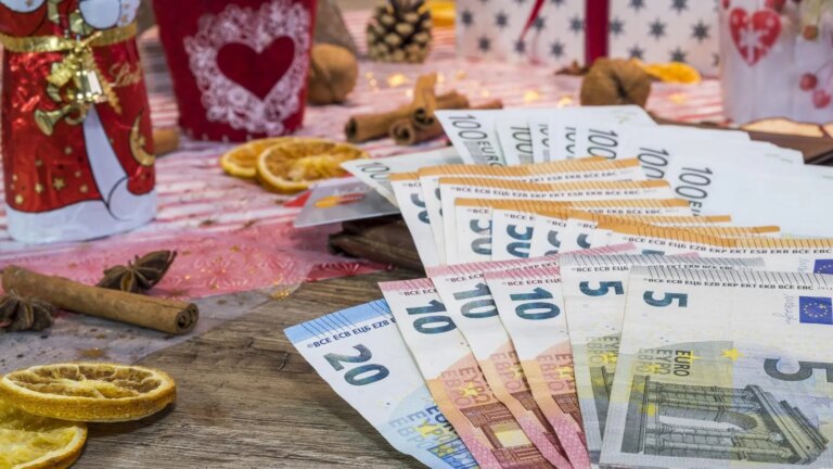 This is what the extra Christmas pay will be like if you have only worked half a year