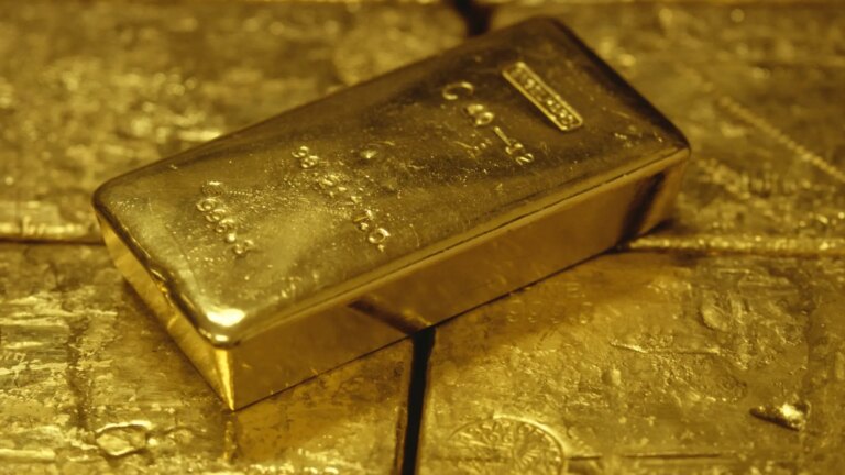 Gold and silver take a break after hitting new all-time highs