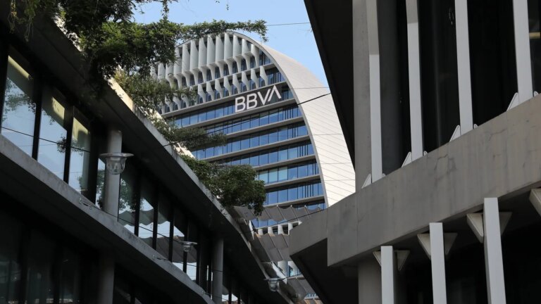 BBVA creates a branch in Abu Dhabi to expand its corporate and investment banking services