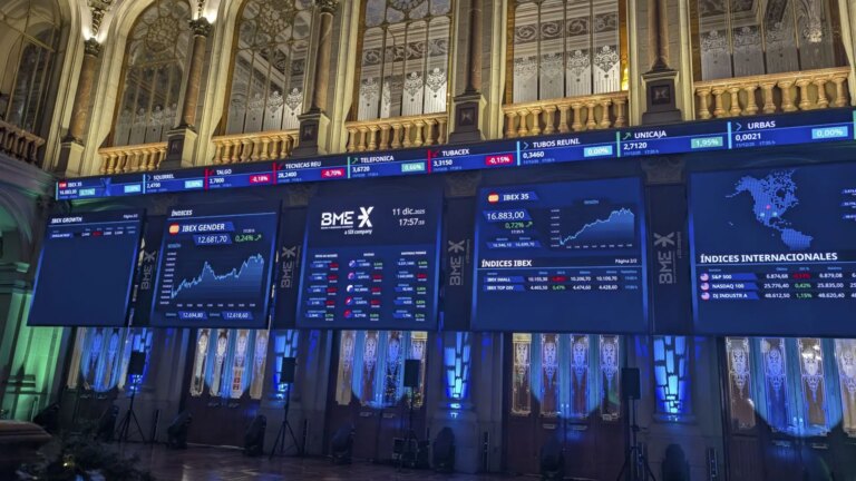 The Ibex 35 reaches 17,000 points for the first time in its history and enters unknown territory