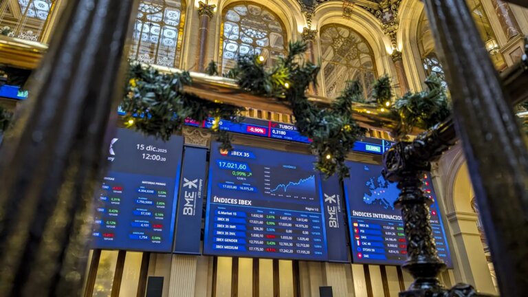 The Ibex 35, without brakes, hits a new all-time high and closes at 17,041 points