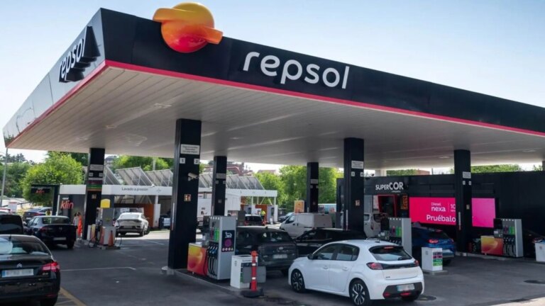 Repsol accelerates its electric mobility network and signs with Kia the fifth alliance with manufacturers in 2025