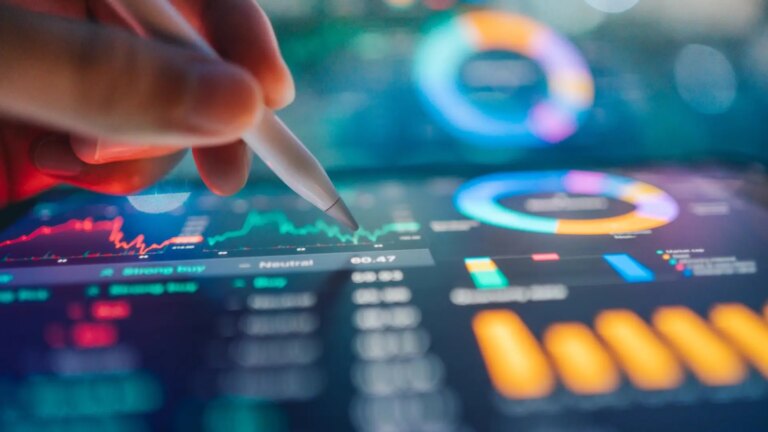 Can financial predictions be trusted? This is how the experts got it right (and failed) in 2025