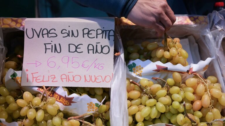 the pulse of each New Year’s Eve that questions the reign of the traditional Vinalopó grape