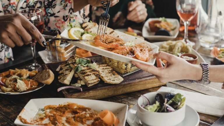 ‘Christmas afternoon’ and business meals increase the turnover of bars at Christmas by 5%