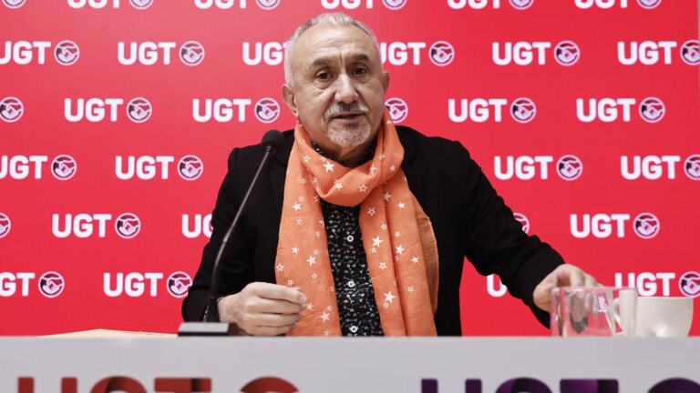 UGT agrees to raise the SMI by 3.1%, but demands to continue raising it in the future until it reaches 1,444 euros