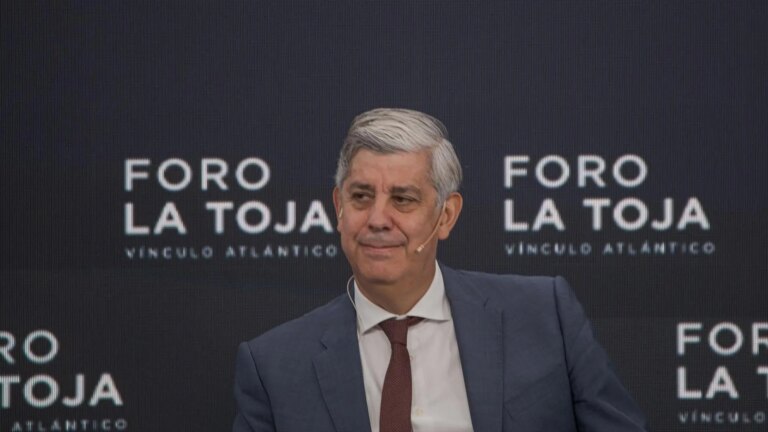 The candidates to succeed Guindos at the ECB rise to six after Mario Centeno enters the fray